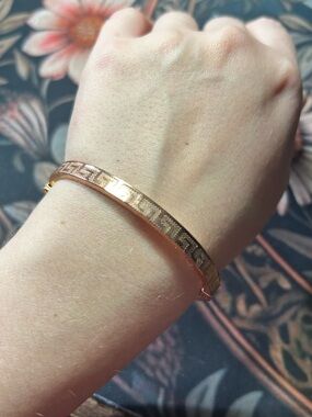Italian Bangle Bracelet Greek Key Pattern Gold Tone Hinged Italy